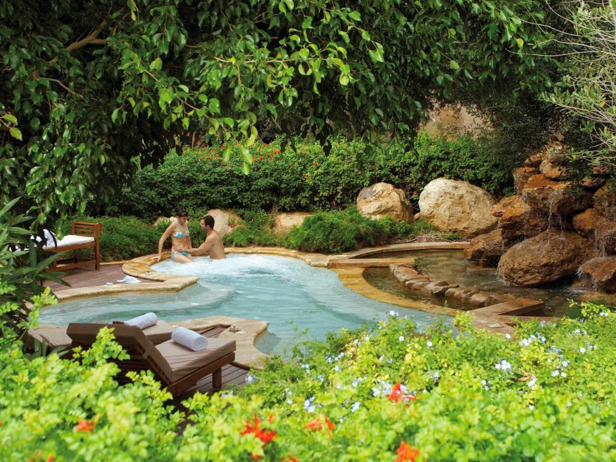 Moevenpick Resort & Spa Dead Sea Sweimeh Luaran gambar The Bua Spa at Four Seasons Resort, Koh Samui