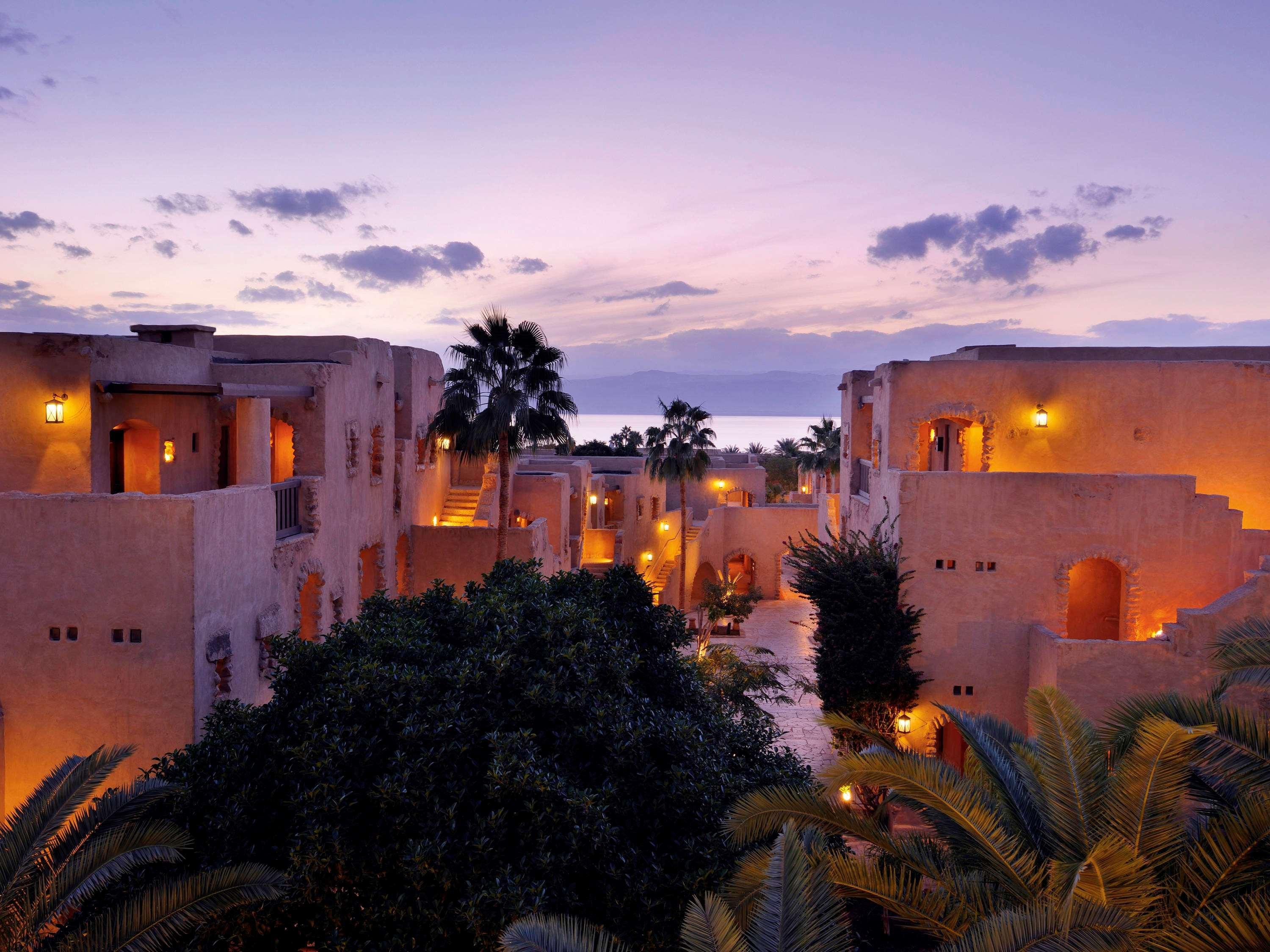 Moevenpick Resort & Spa Dead Sea Sweimeh Luaran gambar The Royal Spa at Atlantis Paradise Island