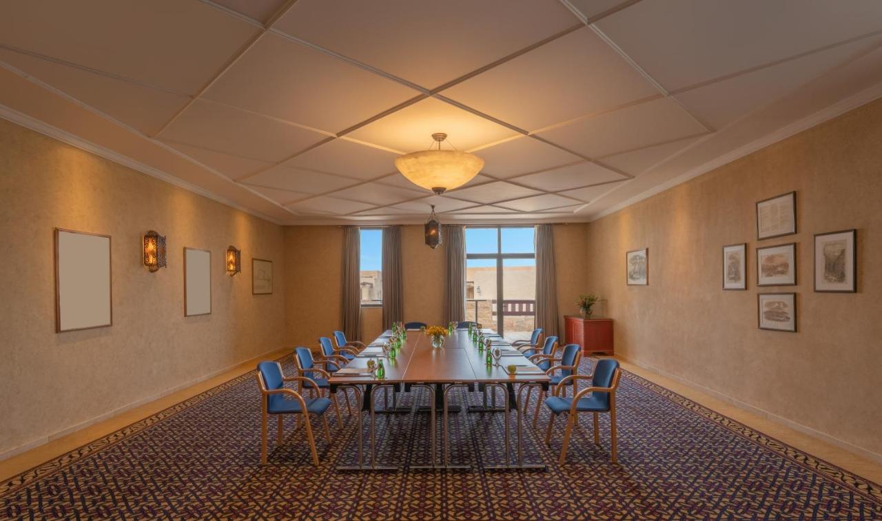 Moevenpick Resort & Spa Dead Sea Sweimeh Luaran gambar Meeting room