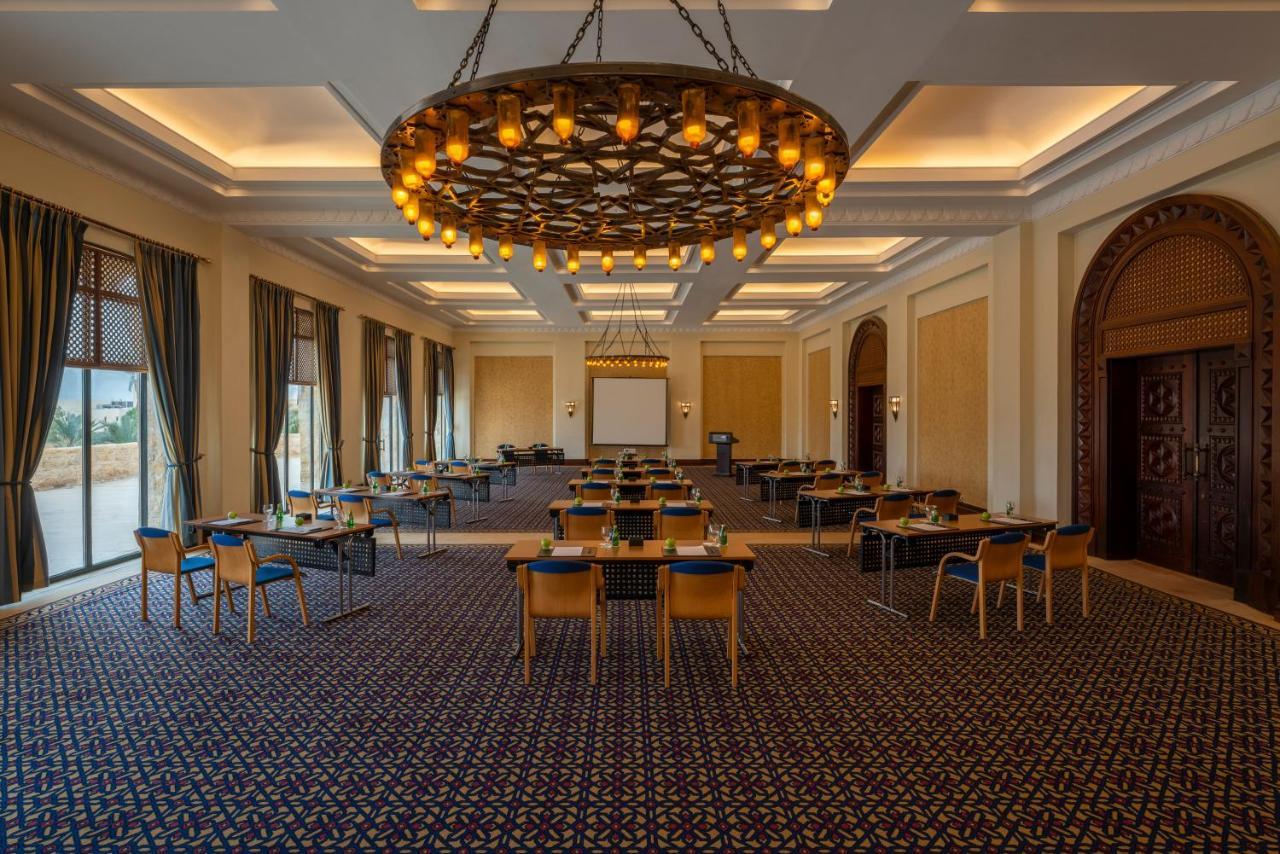 Moevenpick Resort & Spa Dead Sea Sweimeh Luaran gambar The Westin Meeting Room